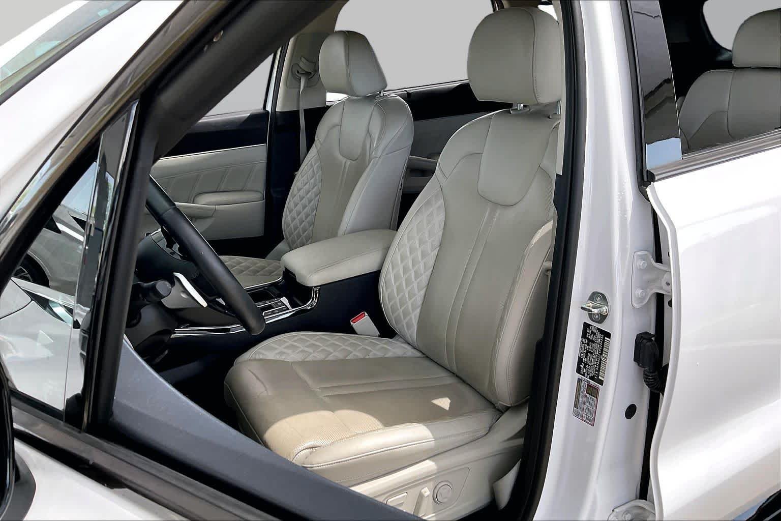 Pre-Owned 2023 Kia Sorento SX Prestige