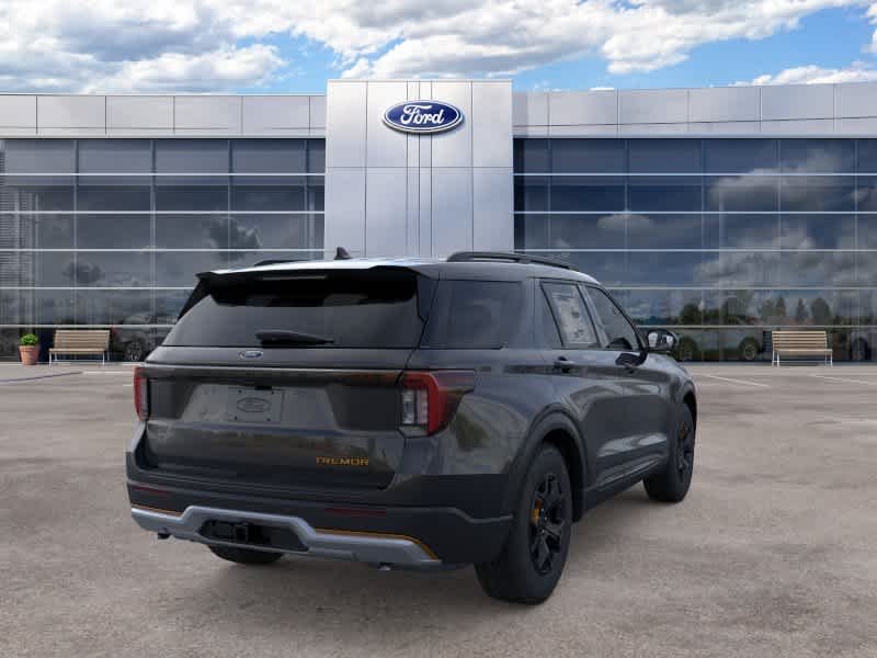 New 2026 UM/AGATE BLACK Ford Tremor image 8
