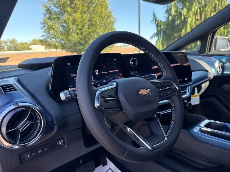 2026 Chevrolet Equinox EV 2LT - Photo 9