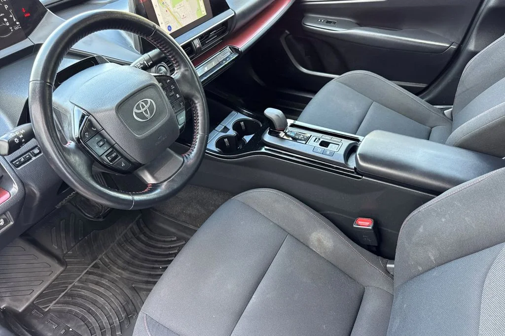 Used 2026  Toyota SE image 14