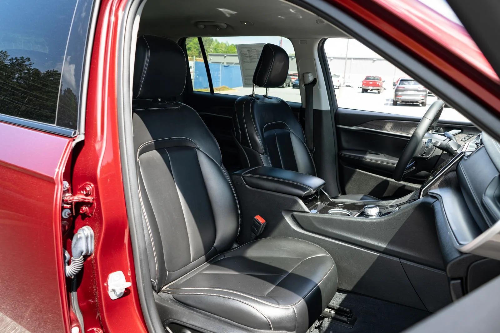 Used 2023 Red Jeep Limited image 23