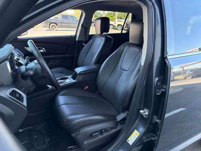 Used 2017 GRAPHITE GRAY METALLIC GMC SLT image 13