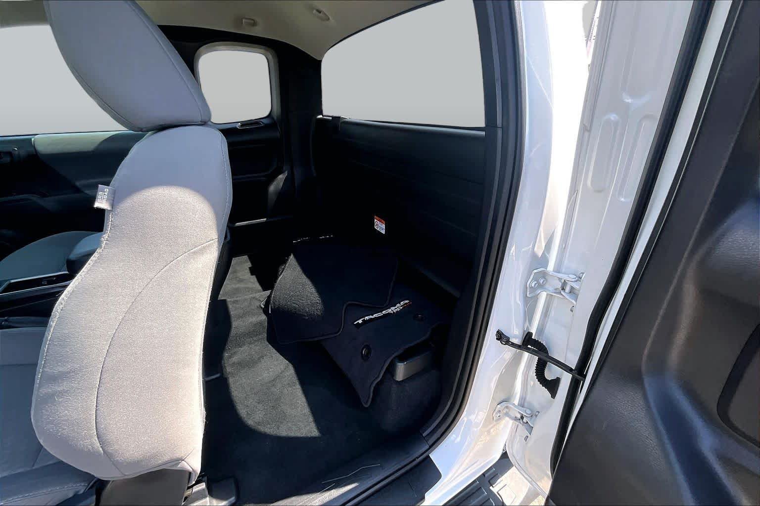 Used 2020 Super White Toyota SR image 20