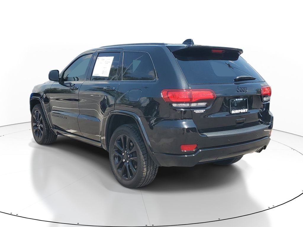 Used 2021 Black Jeep Laredo X image 5