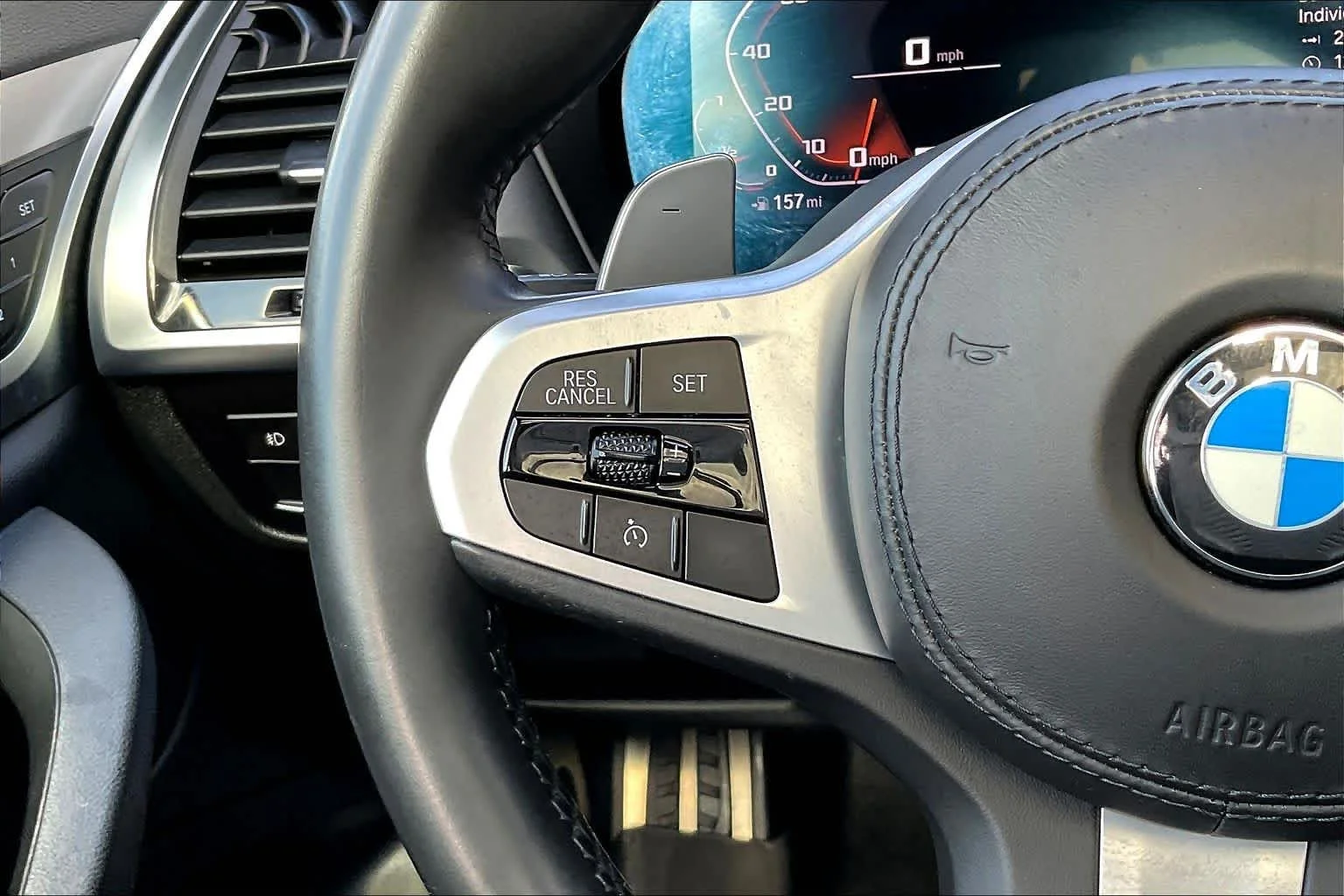 Used 2020 Alpine White BMW M40i image 23