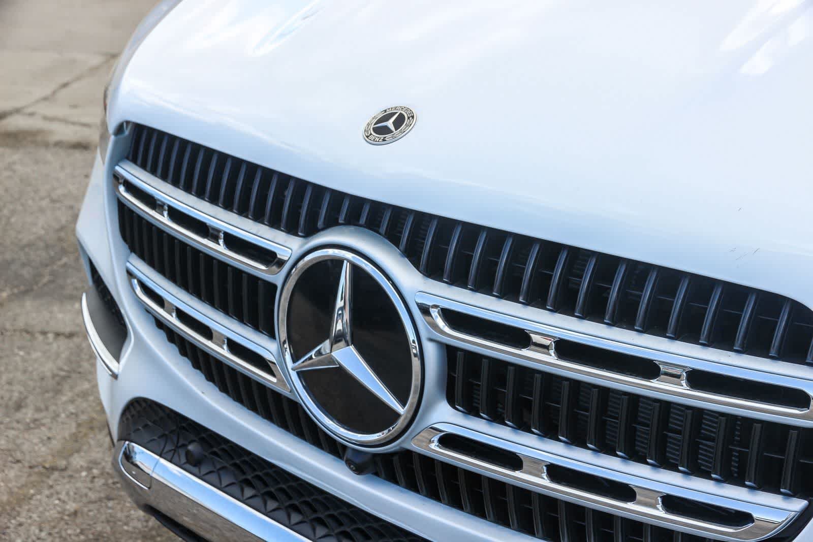 New 2026 Polar White Mercedes-Benz GLE 350 image 9