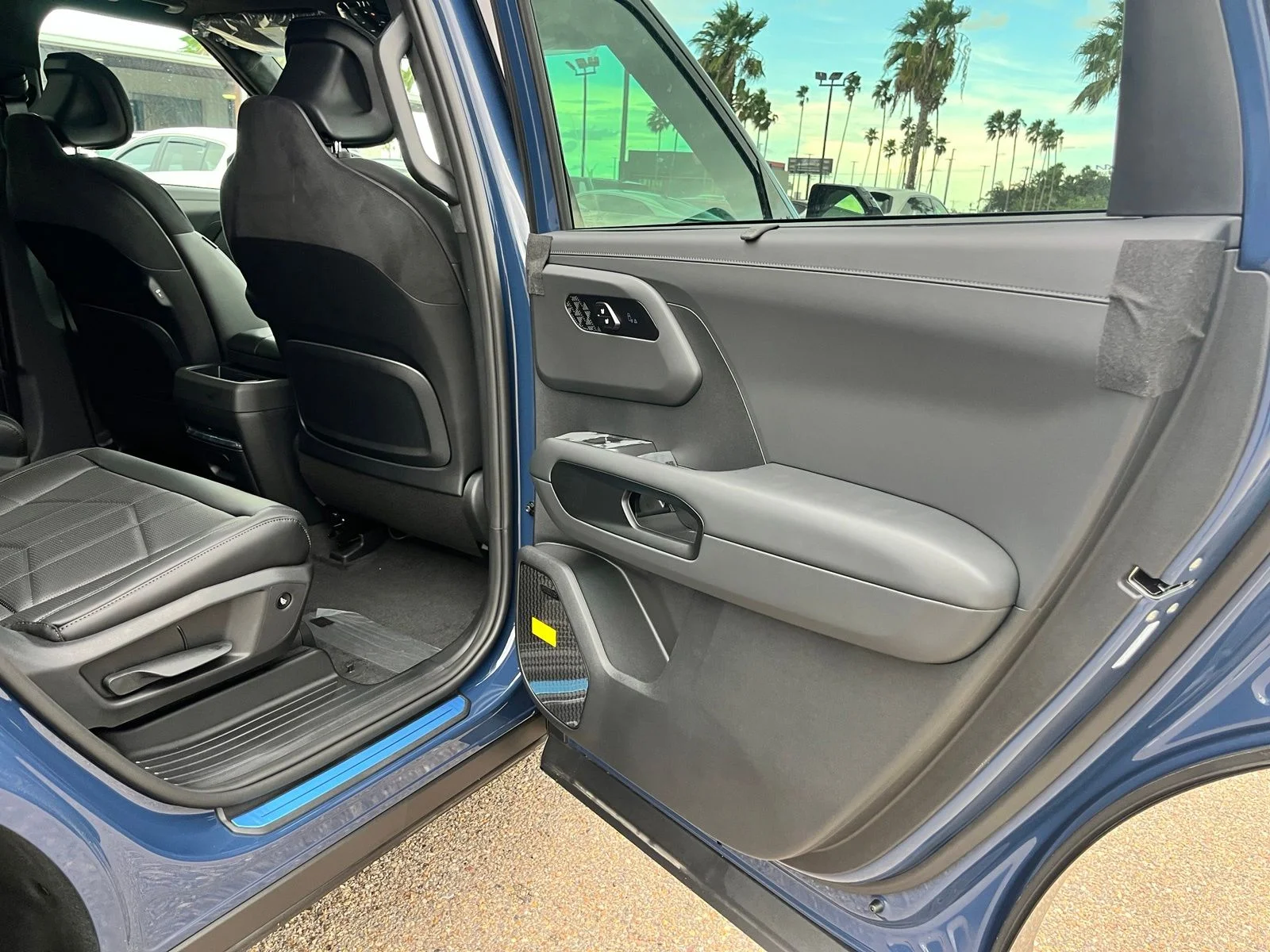 New 2027 Blue Kia X-Line SX Prestige image 19