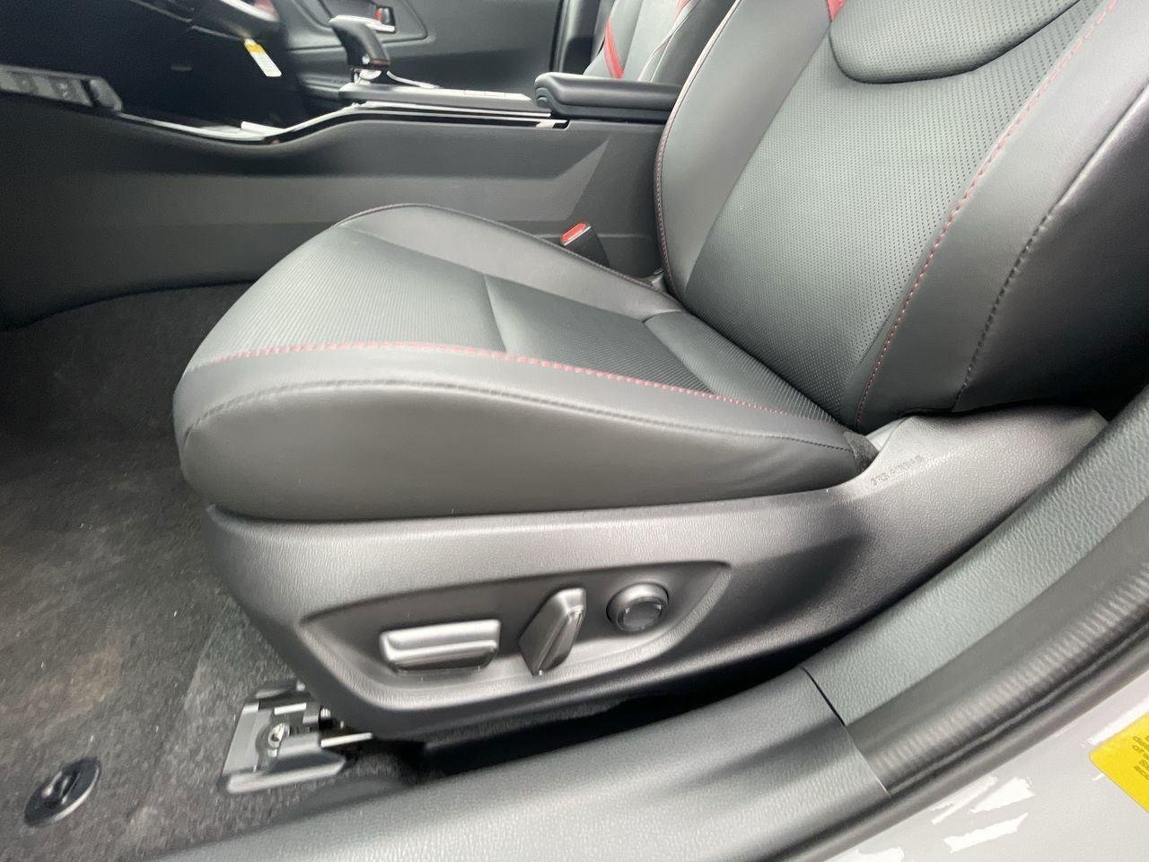 2026 Toyota Prius Plug-in Hybrid XSE Premium - Photo 14