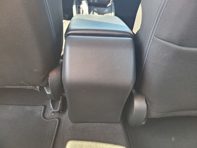 Used 2024  Honda EX image 17