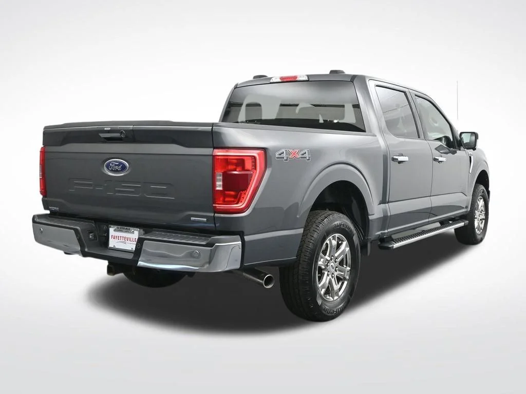 Used 2023 Gray Ford XLT image 6