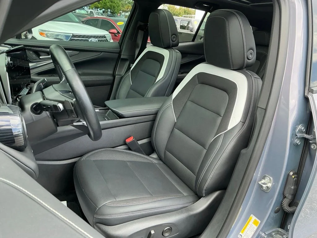 Used 2024 Gray Chevrolet LT image 37