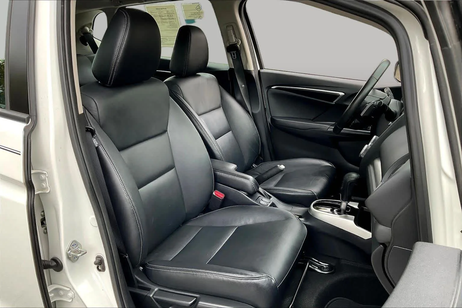 Used 2018 White Orchid Pearl Honda EX-L image 9