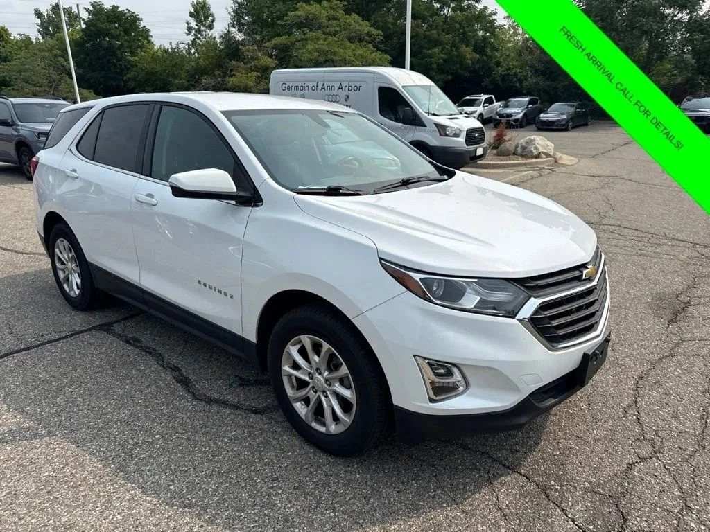 Used 2018 Summit White Chevrolet LT image 3