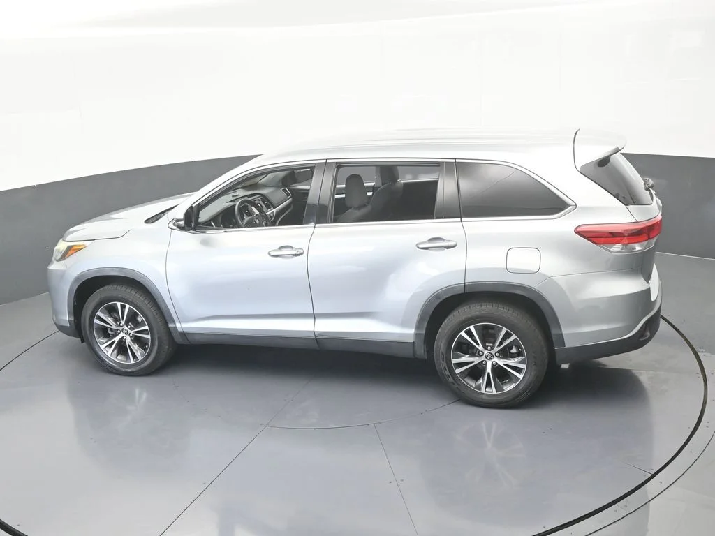 Used 2019 Celestial Silver Metallic Toyota LE image 45
