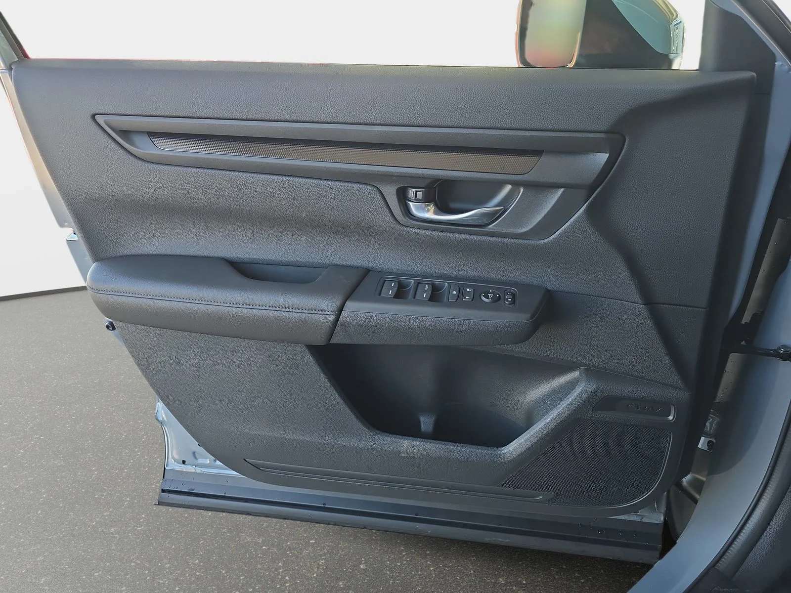 New 2026 Urban Gray Pearl Honda LX image 24
