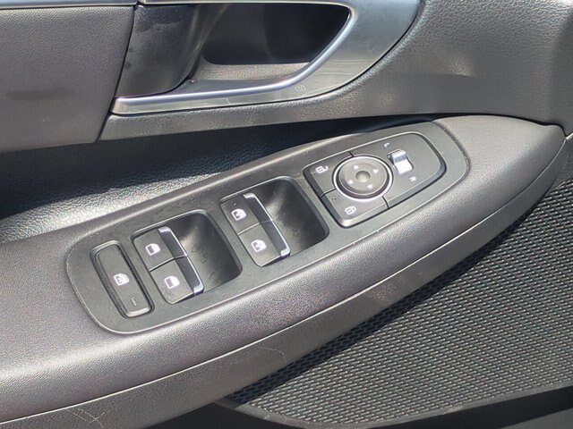 Used 2022 Portofino Gray Hyundai  image 16