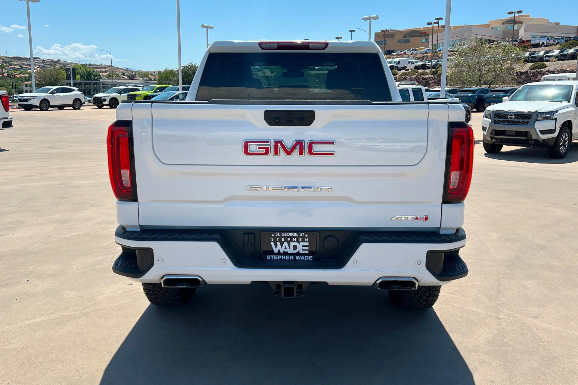 Used 2025 Summit White GMC AT4 image 4