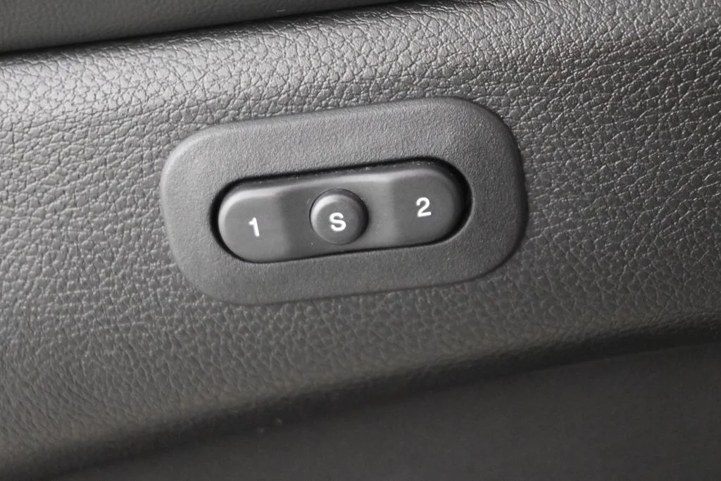 Used 2021 Red Jeep Limited X image 29
