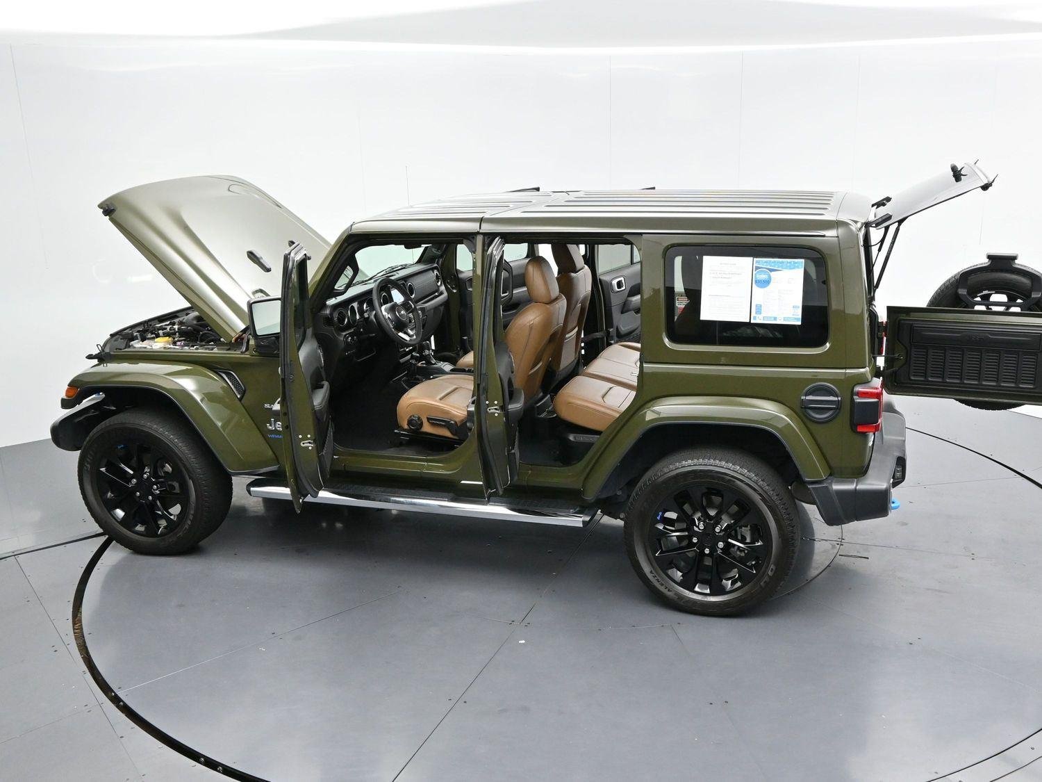 Used 2023 Sarge Green Clearcoat Jeep Sahara image 43