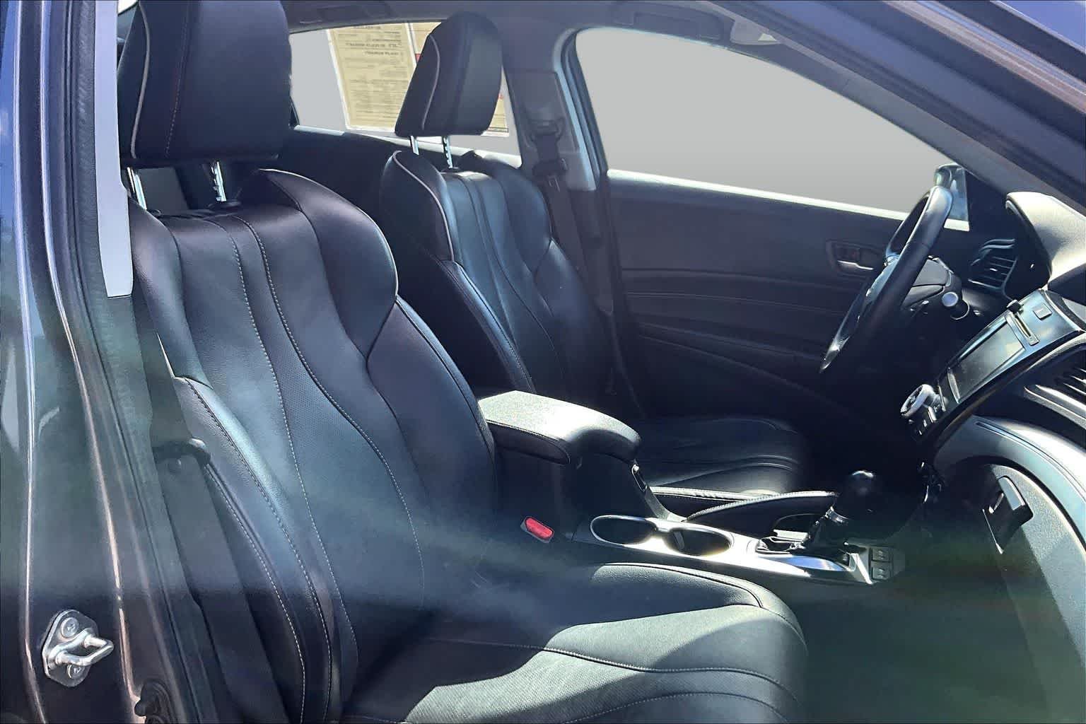 Used 2019 Modern Steel Metallic Acura w/Premium Pkg image 9