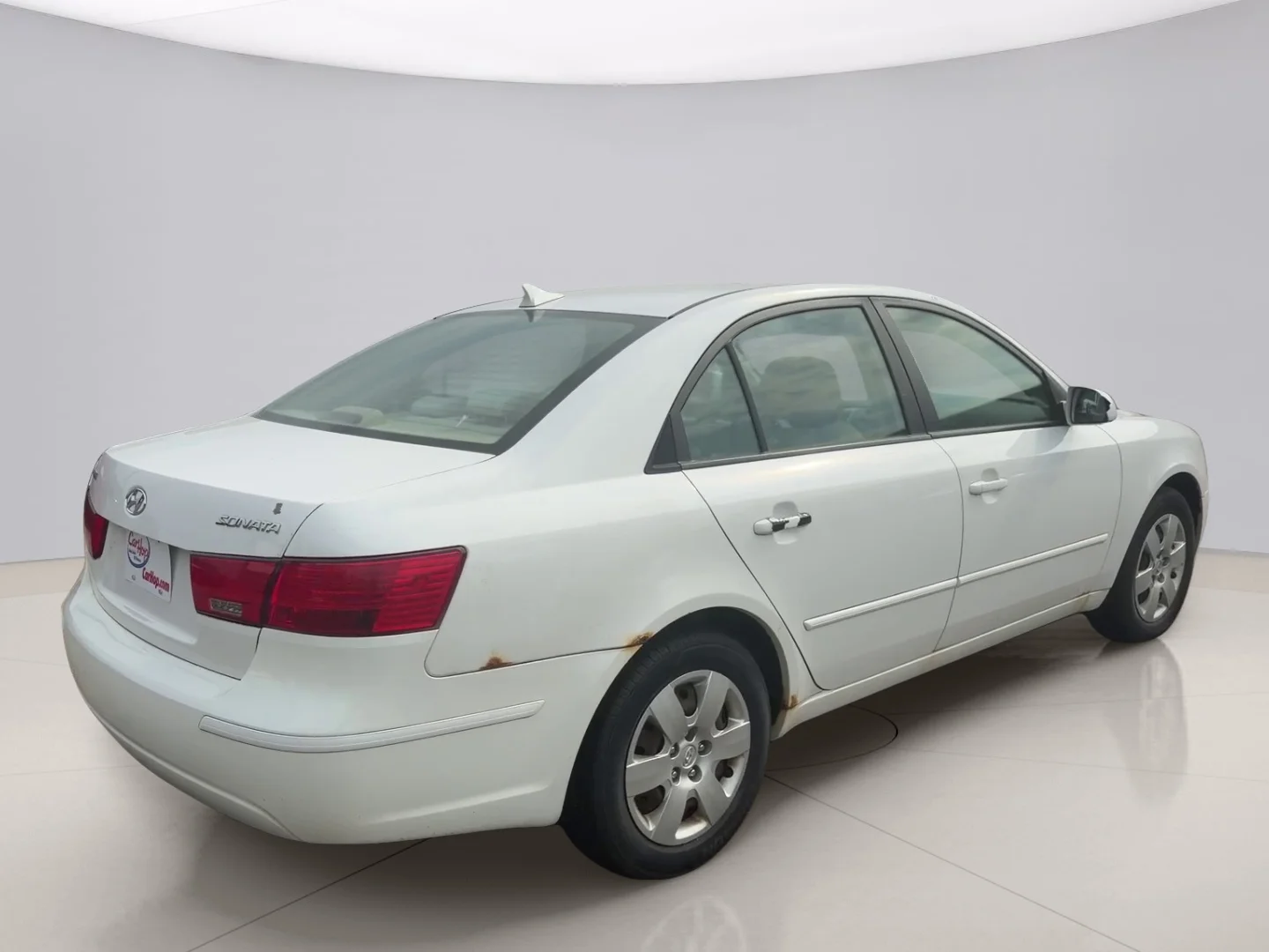 Used 2010 White Hyundai GLS image 5