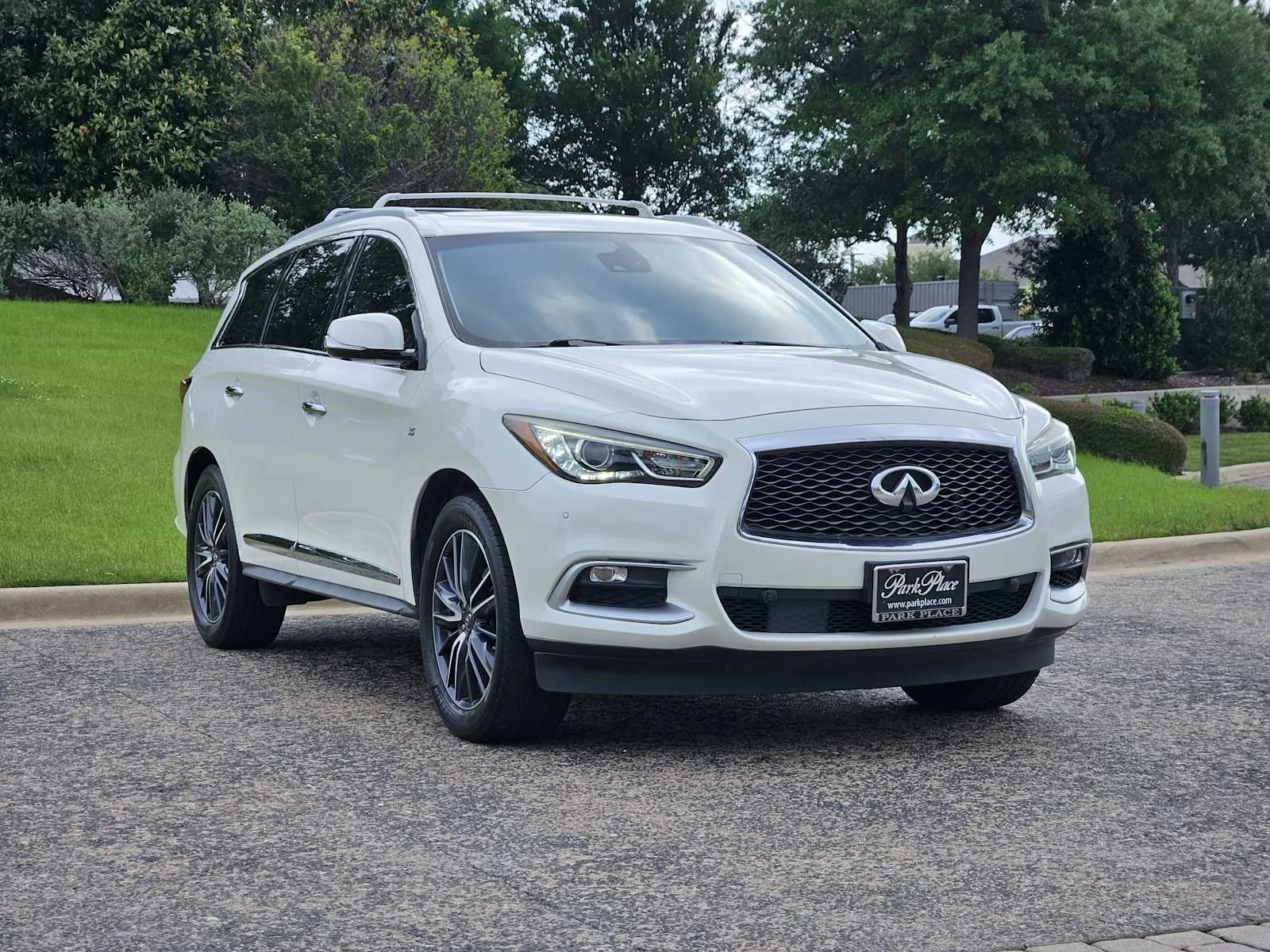 Pre-Owned 2016 INFINITI QX60 Sport Utility in #260810B | Sewell