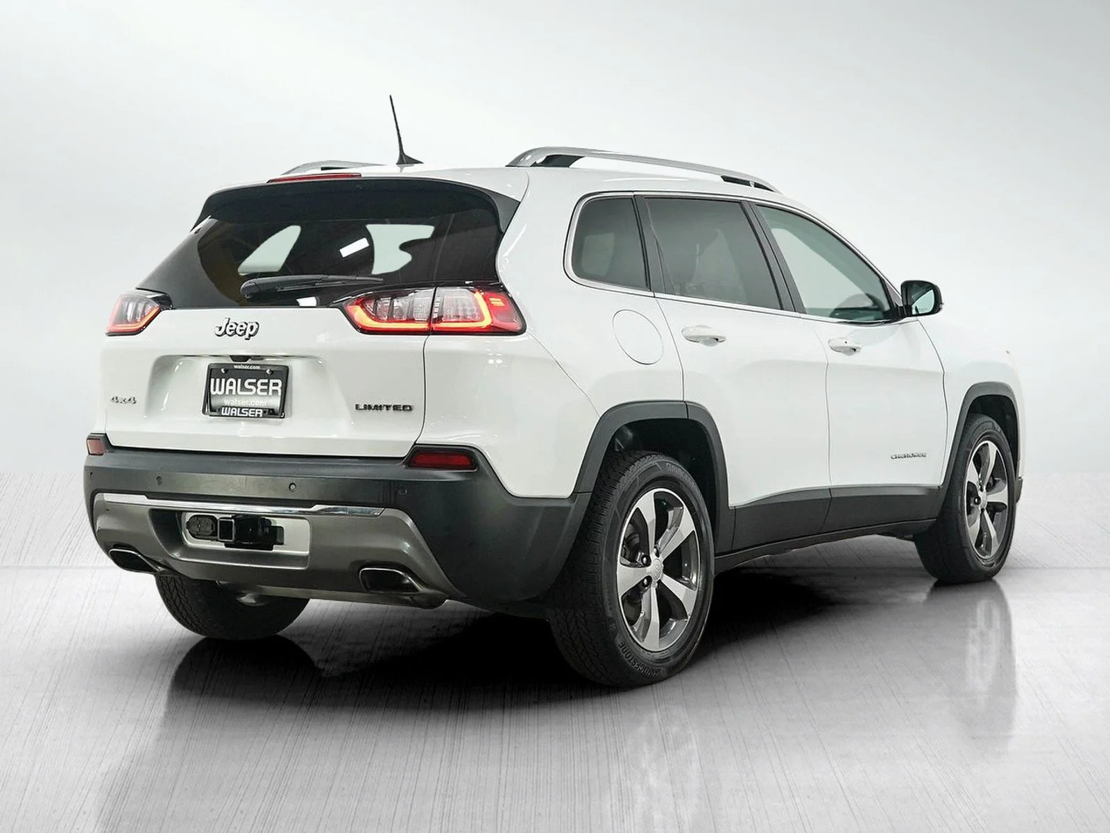 Used 2019 Bright White Clearcoat Jeep Limited image 5