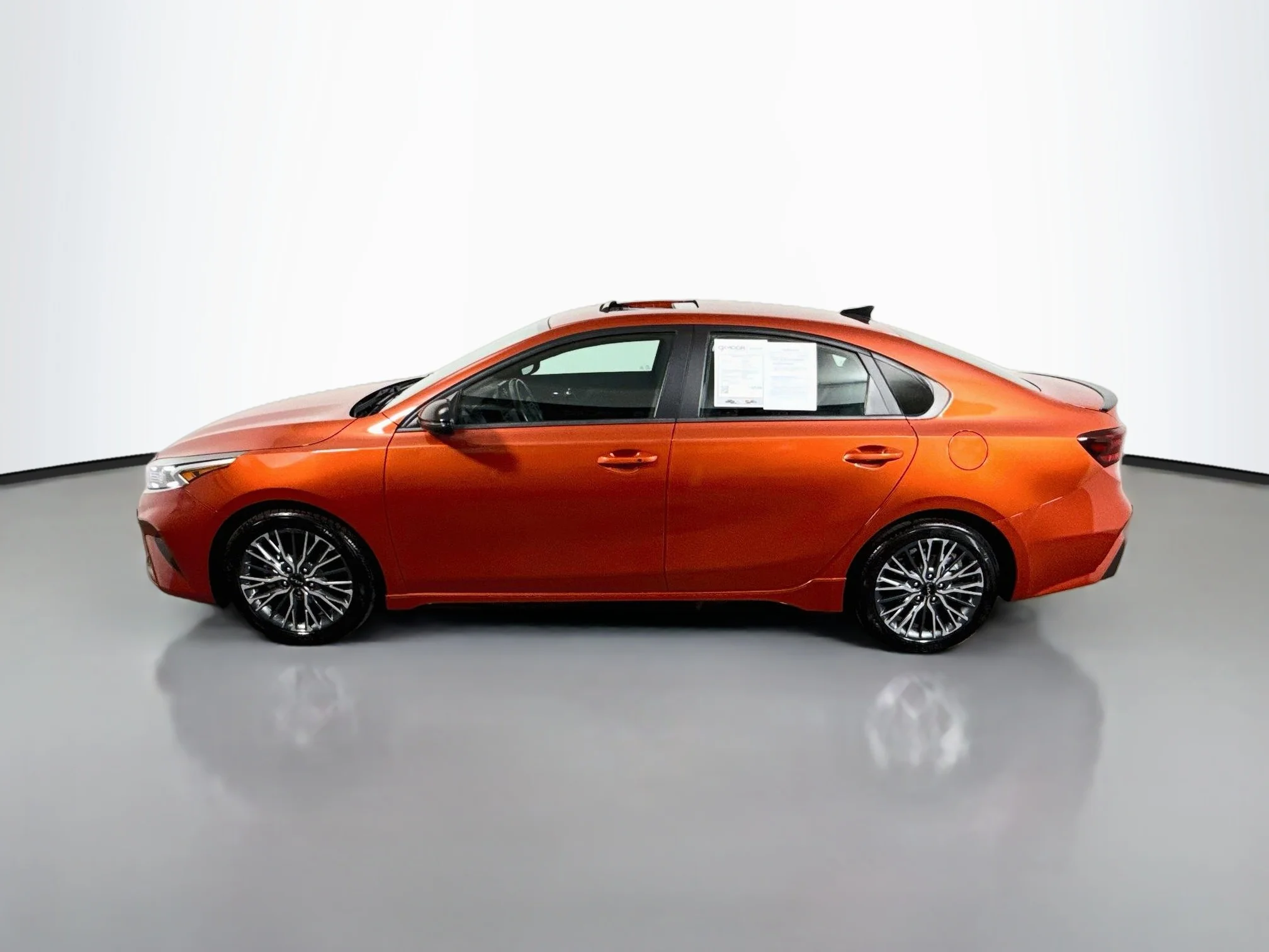 Used 2023 Fire Orange Kia GT-Line image 4