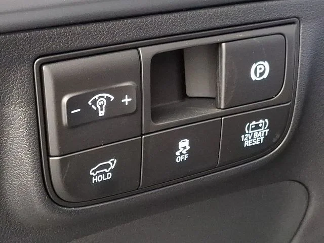 New 2026 Gray Hyundai SEL image 18