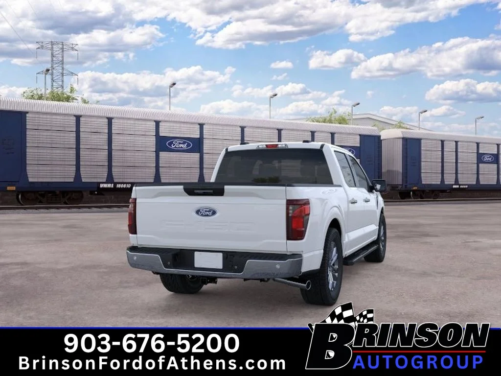 New 2026 Oxford White Ford XLT image 8