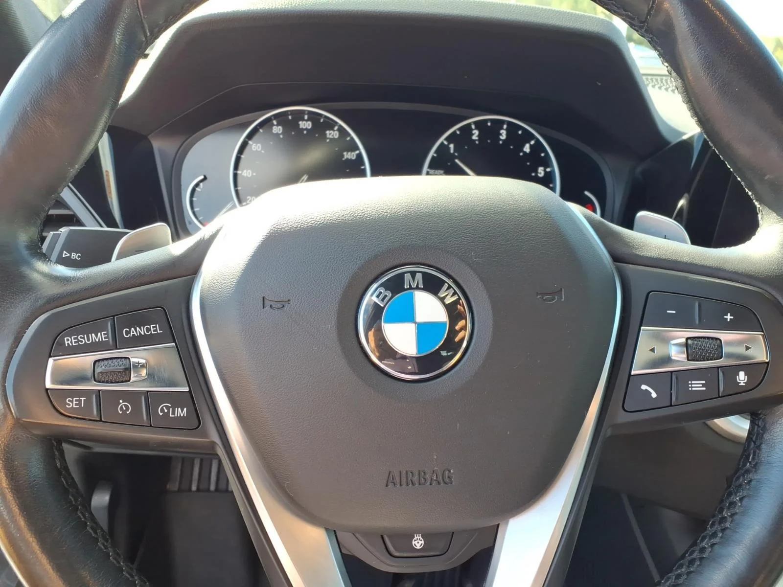 Used 2020 Mineral Gray Metallic BMW 330i xDrive image 28