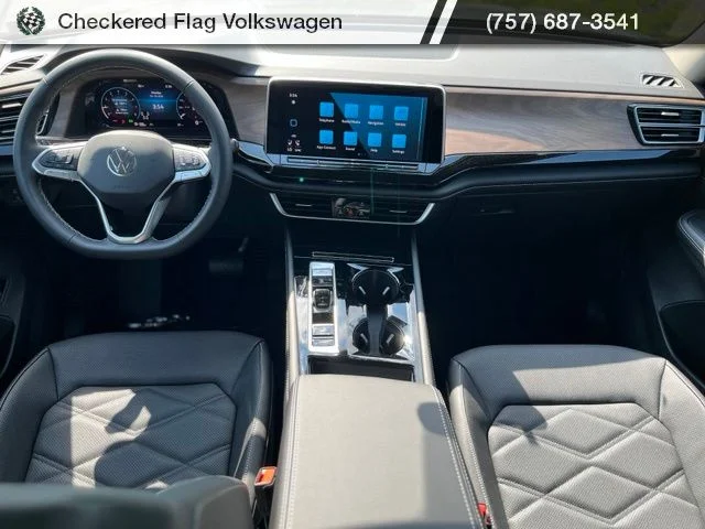 New 2026 Green Volkswagen 2.0T SE w/Technology image 29