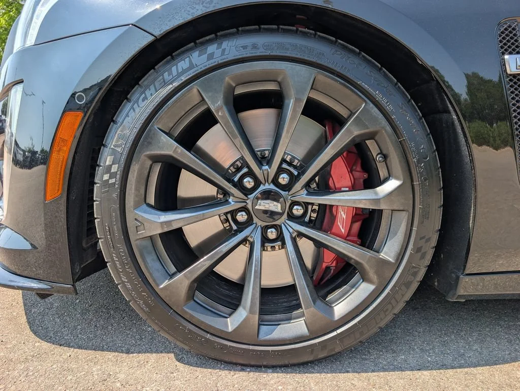 Used 2018 BLACK RAVEN Cadillac 4dr Sdn image 10
