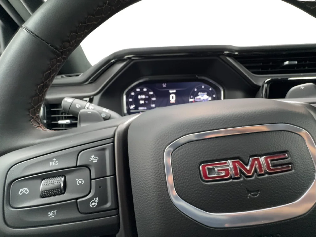 Used 2025 White GMC AT4 image 49