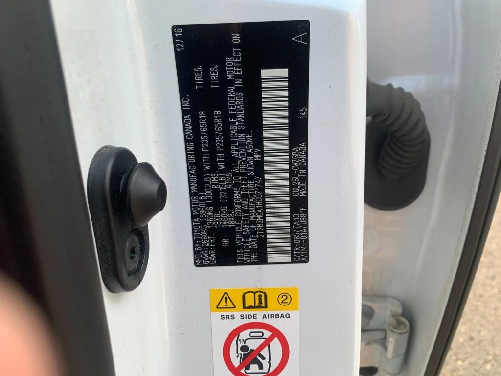 Used 2017 White Lexus 350 image 33