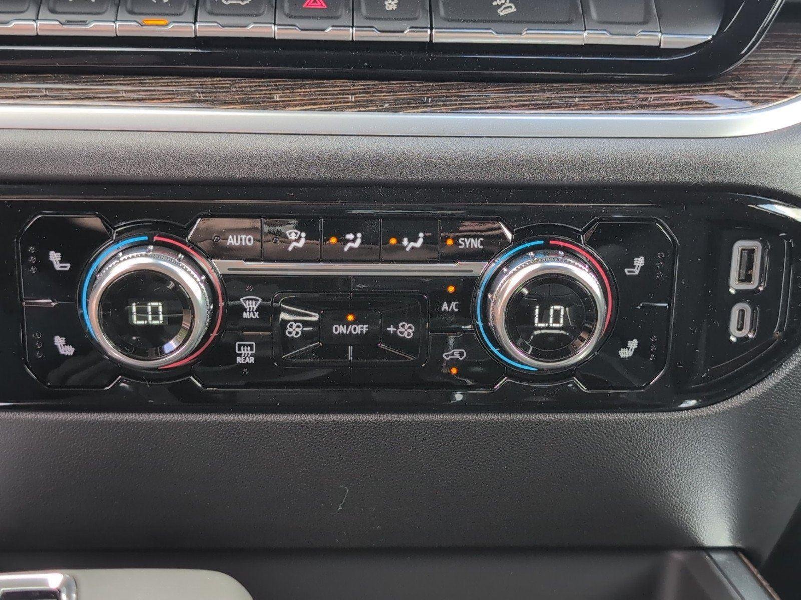 New 2026 Onyx Black GMC Elevation image 23