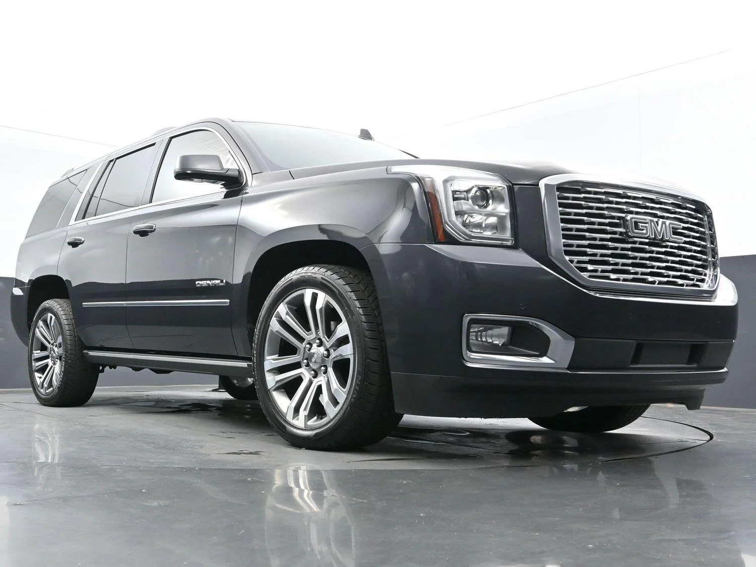 Used 2020 Carbon Black Metallic GMC Denali image 55
