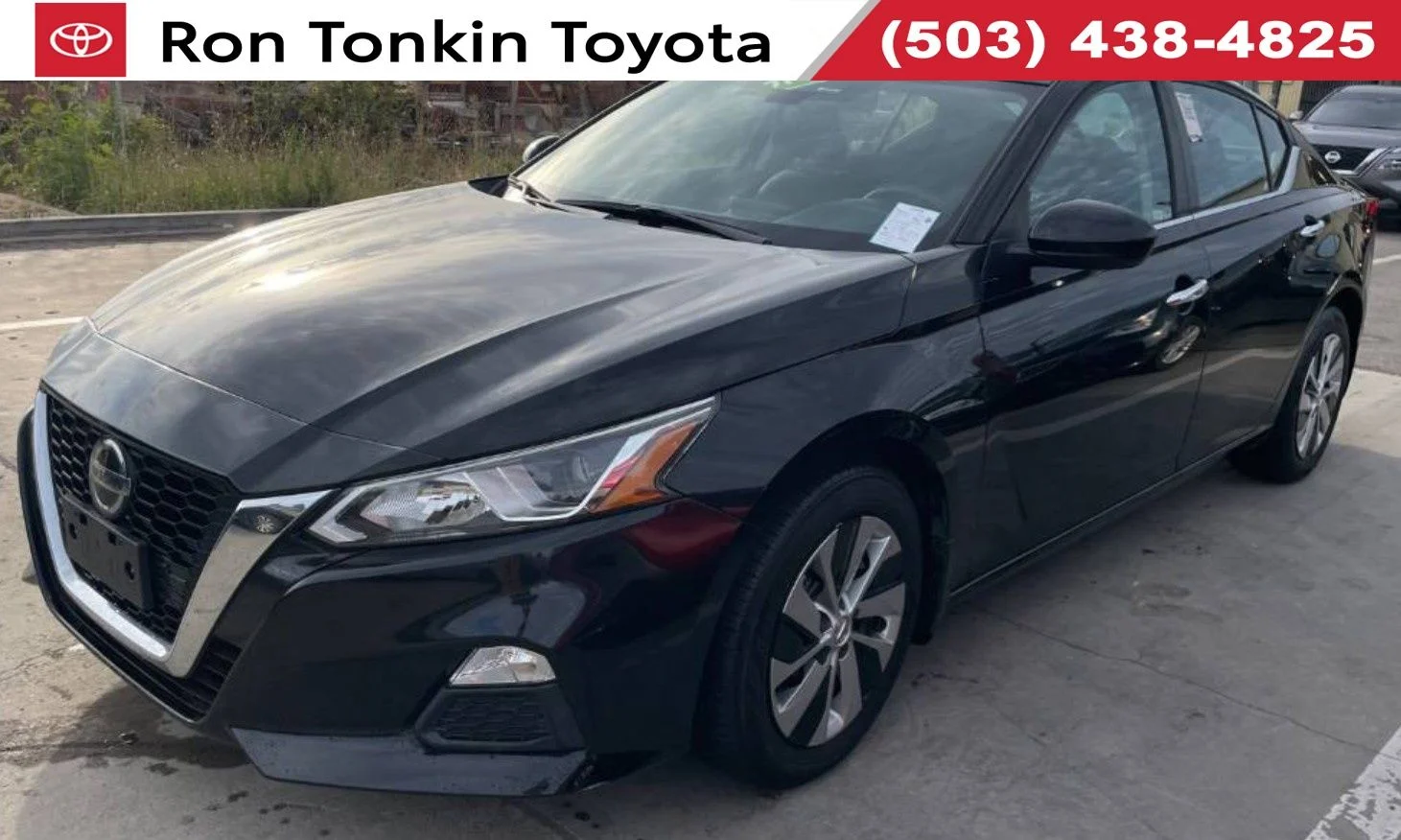 Used 2021 Super Black Clearcoat Nissan 2.5 S image 1