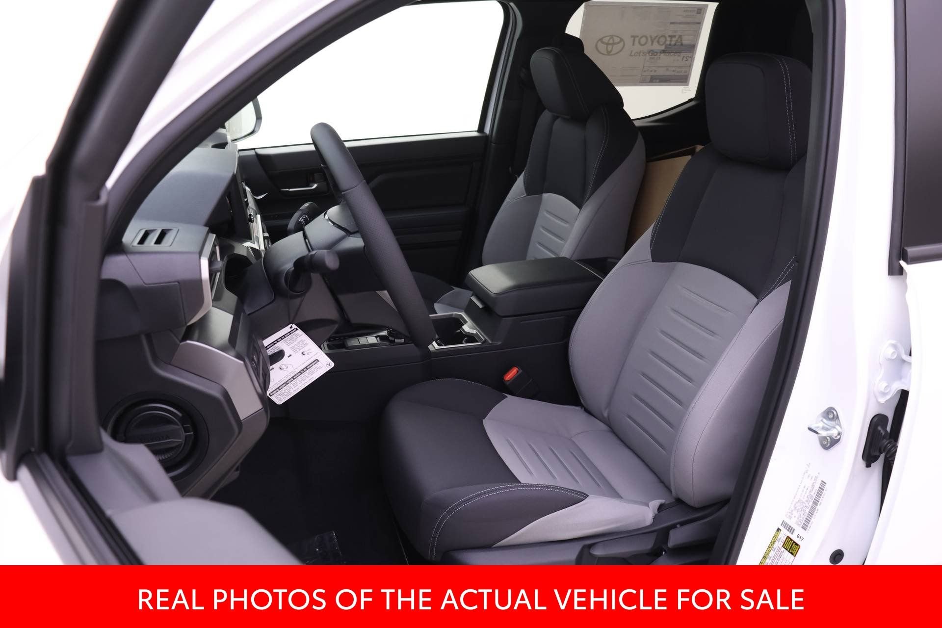 2025 Toyota Tacoma TRD Off Road - Photo 4