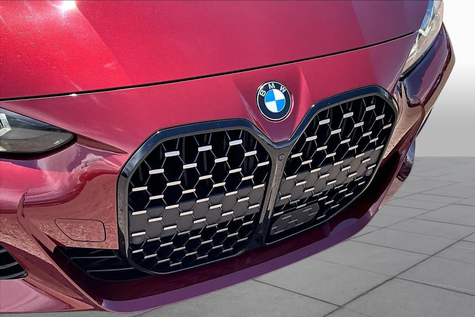Used 2023 Aventurin Red Metallic BMW M440i xDrive image 27