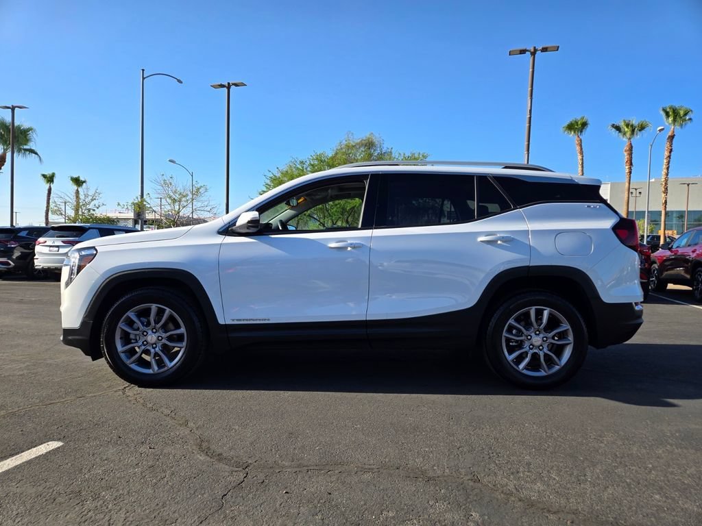 Used 2023 Summit White GMC SLT image 3