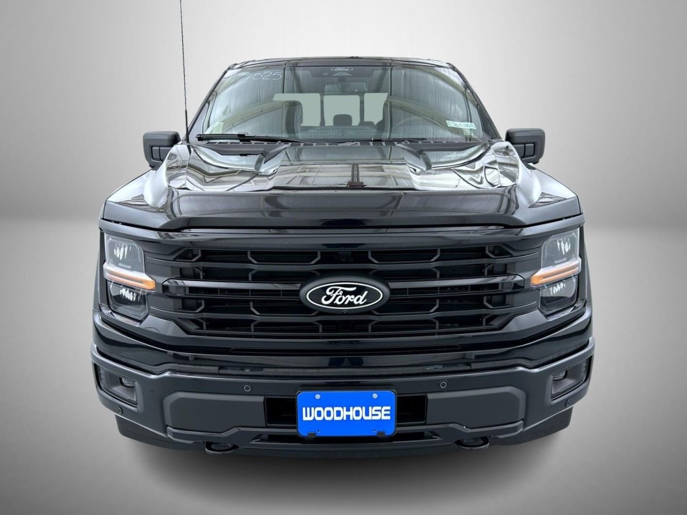 New 2026 Agate Black Metallic Ford XLT image 2