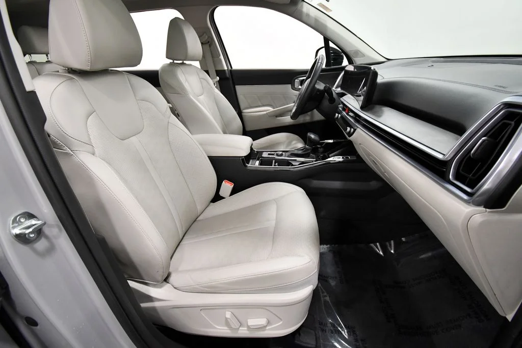 Certified Used 2025 Gray Kia X-Line SX image 19