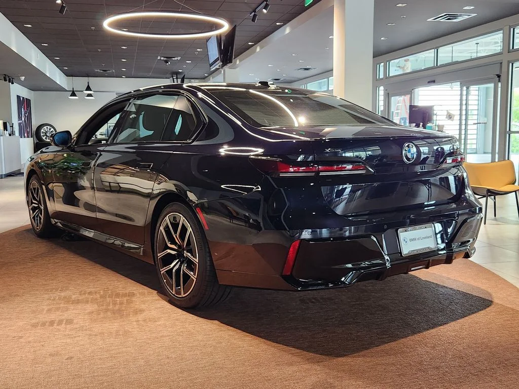 New 2026 Carbon Black Metallic BMW 740i xDrive image 3