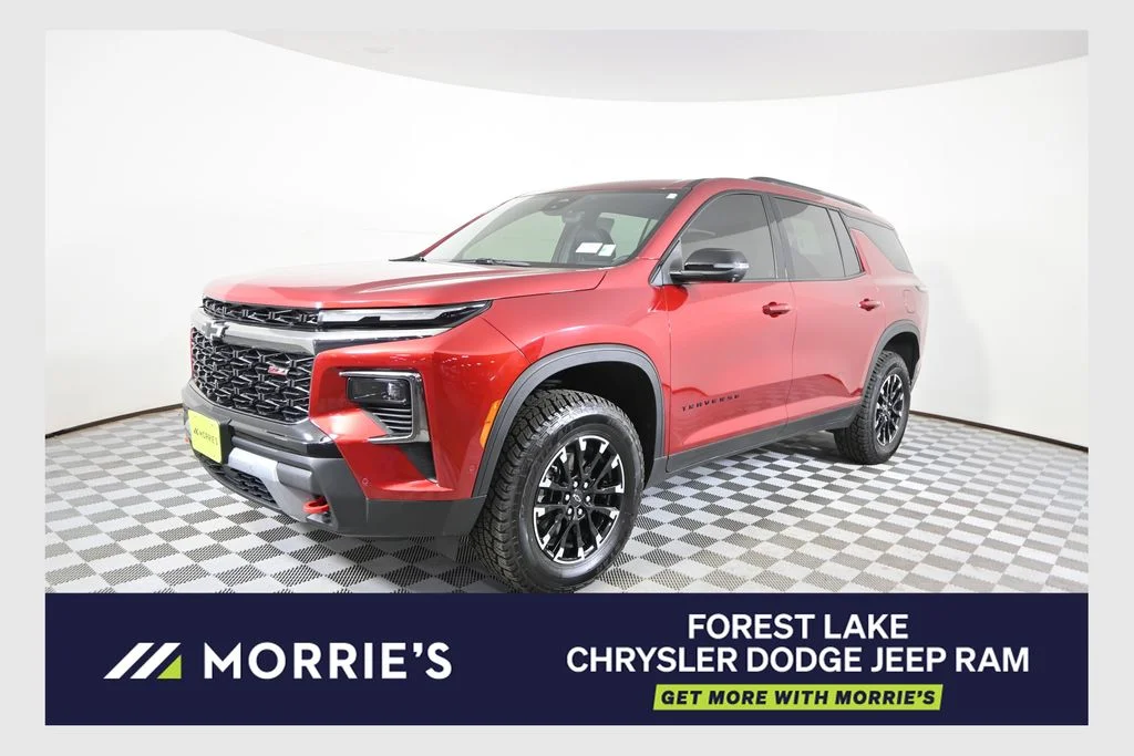Used 2024 Red Chevrolet Z71 image 1