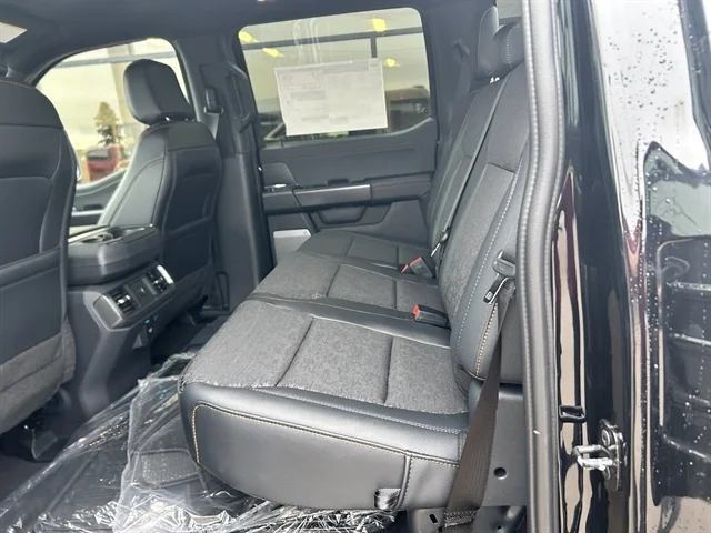 New 2026 Agate Black Metallic FORD Tremor® image 18