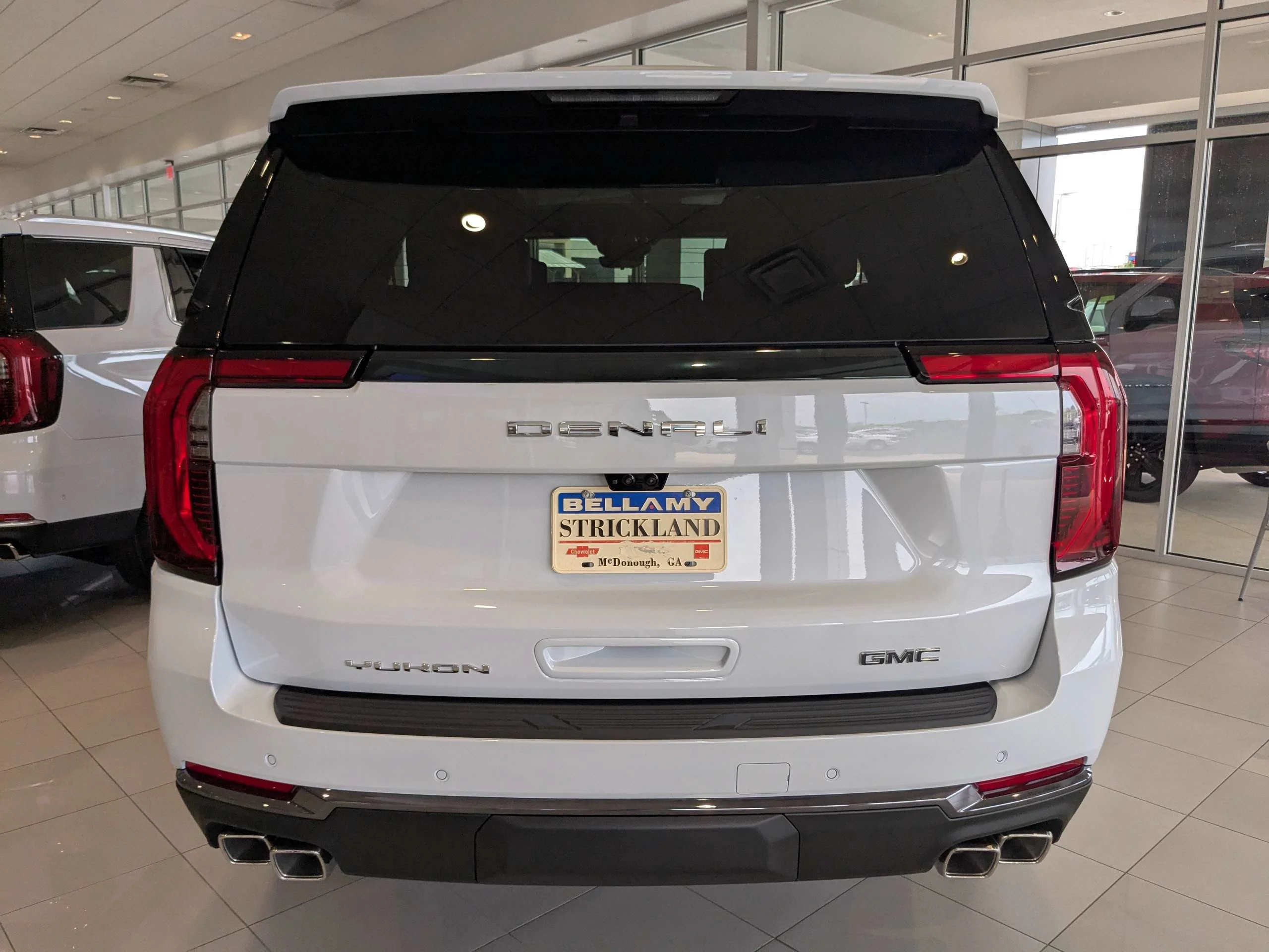 2027 GMC Yukon Denali Ultimate - Photo 5