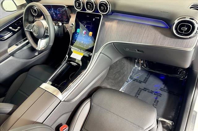 New 2026 Polar White Mercedes-Benz GLC 300 image 57