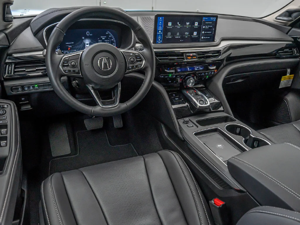 Used 2026 Majestic Black Pearl Acura Technology Package image 4