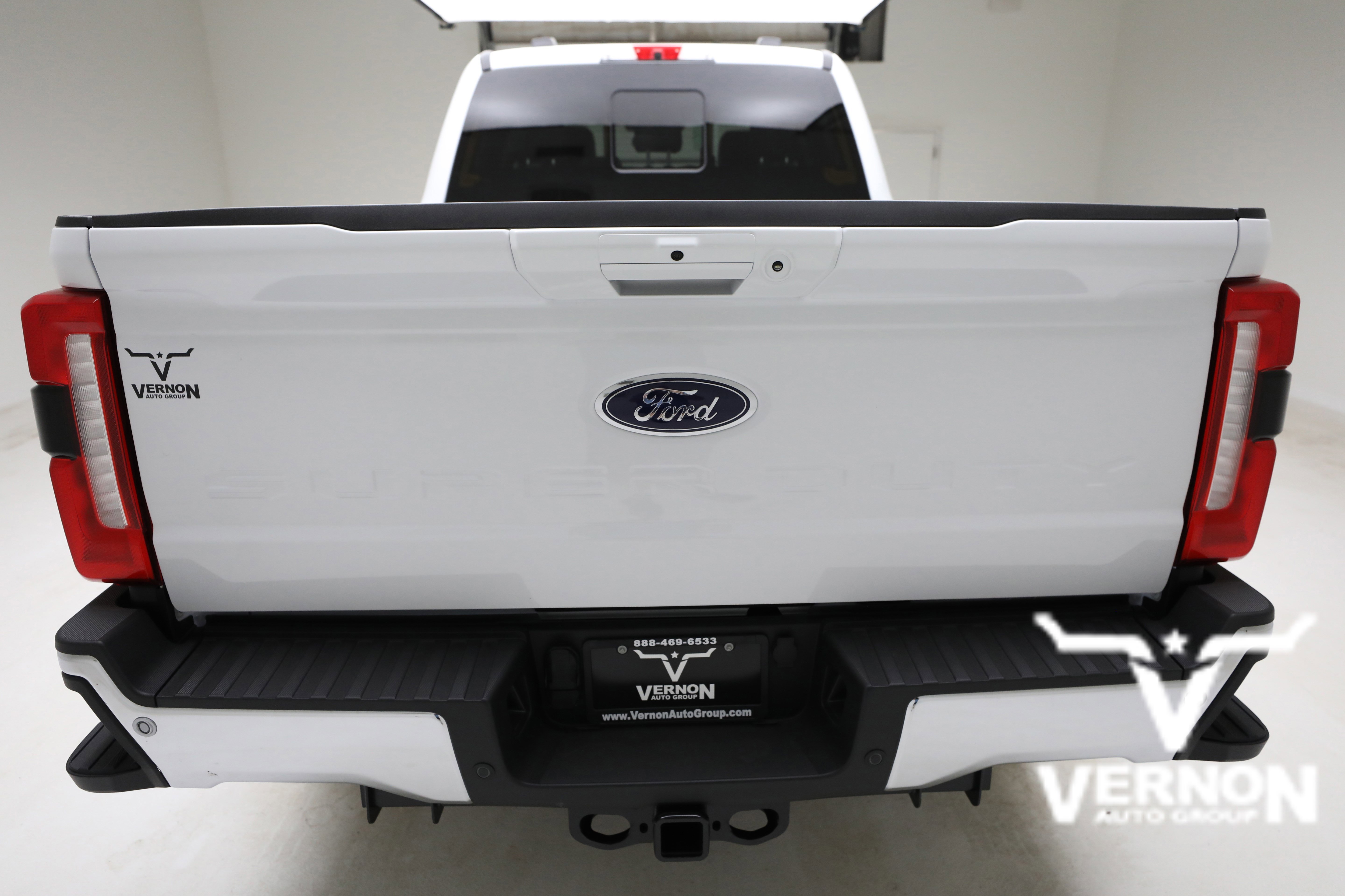 New 2026 Oxford White Ford  image 4